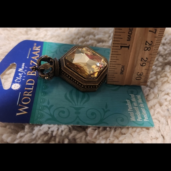 NWT Crown Amber & Gold Pendant - Picture 16 of 16